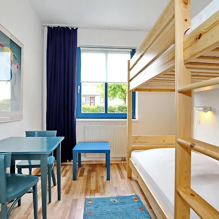 Apartmenthaus Bull 2 * Kuehlungsborn